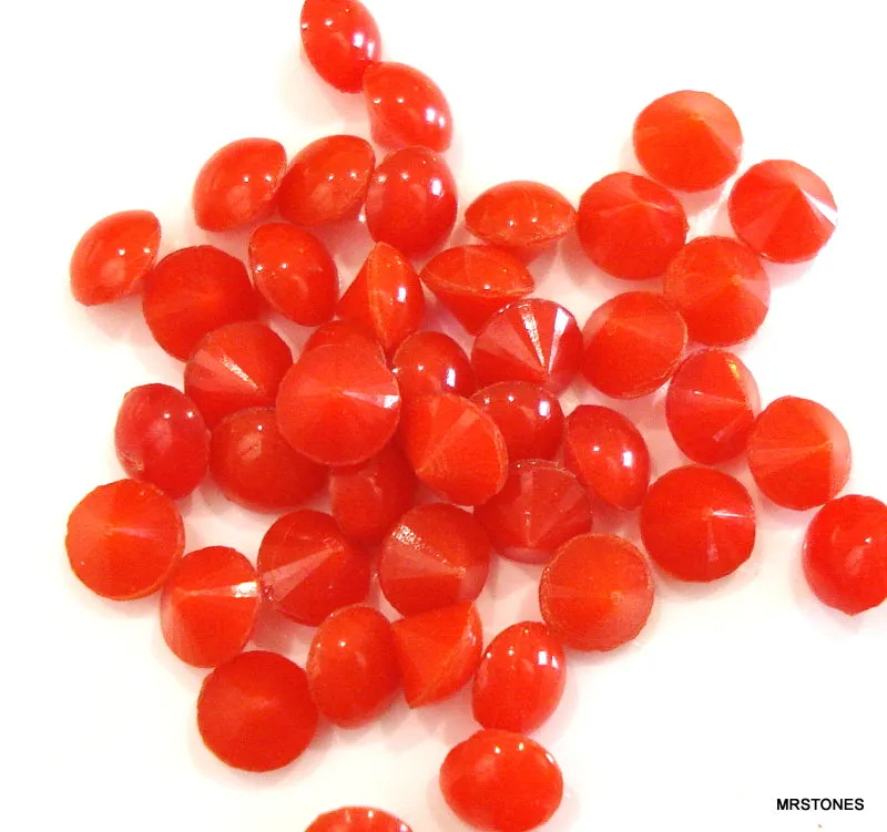 4.5mm (3189) (19ss) Coral Round Buff Top Doublet